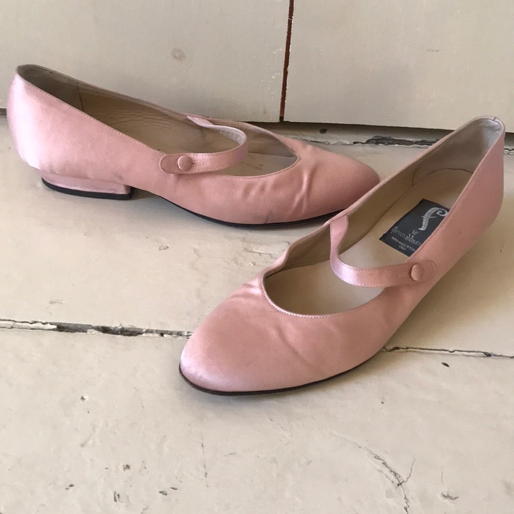 Vintage Fortuna Valentino Mary Janes size 38